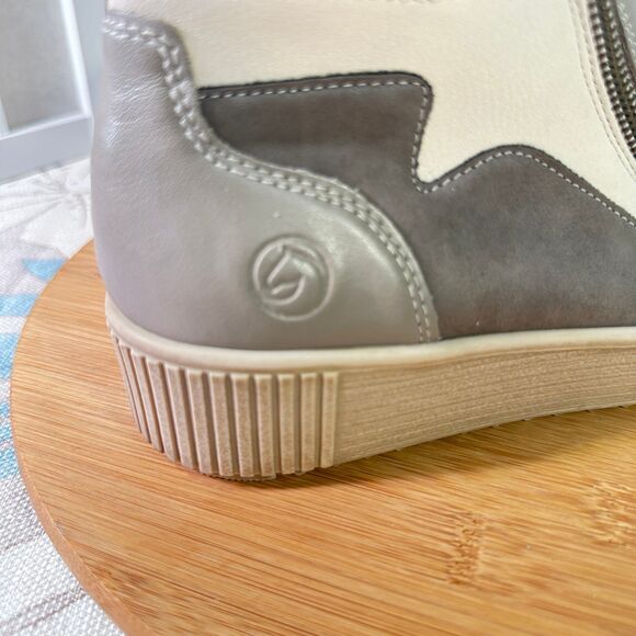 REMONTE Lace-Up Side Zipper Ankle Boots in Tan and cream - Picture 3 of 12